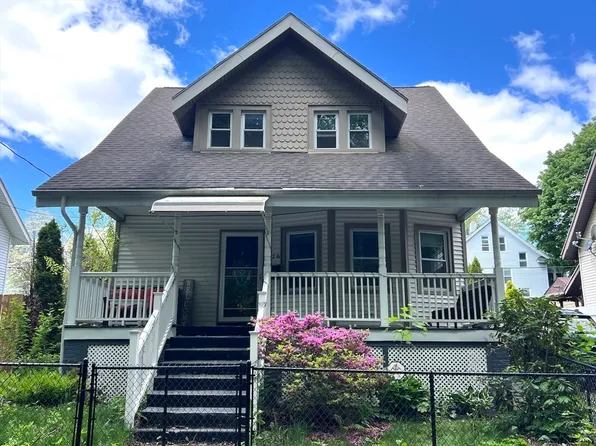 26 Byron St, Springfield, MA 01109