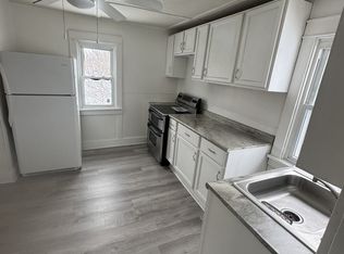 1179 S Schuyler Ave #2, Kankakee, IL 60901