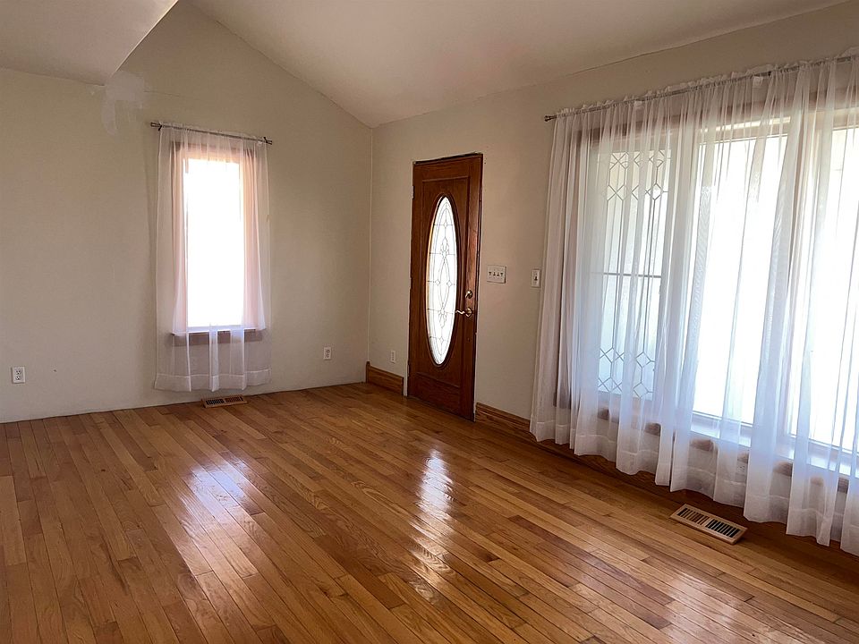 1019 E 12th St, North Platte, NE 69101 Zillow