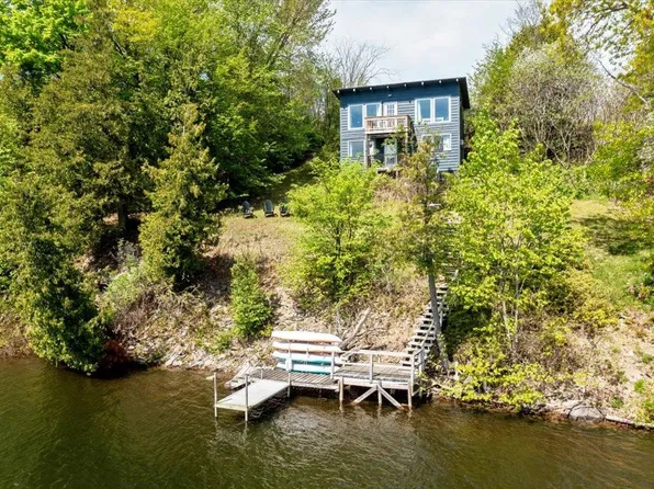 235 Pleasant View Drive, North Hero, VT 05474