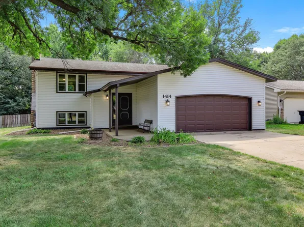 1414 76th Ave NE, Fridley, MN 55432