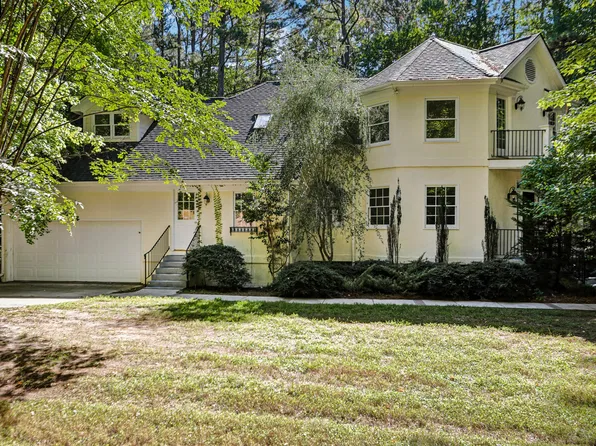 6104 Crupper Ct, Raleigh, NC 27613