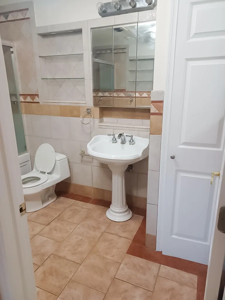 Studio, 500 sqft, $1,300 — Photo 1