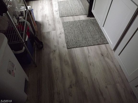 5th image of 169 George St