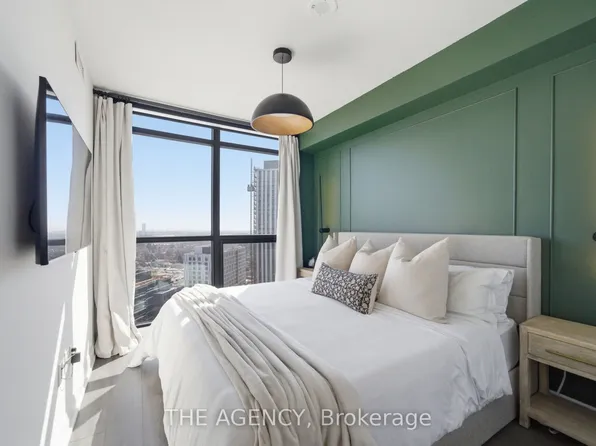 30 Gibbs Rd #1907, Toronto, ON M9B 6L6