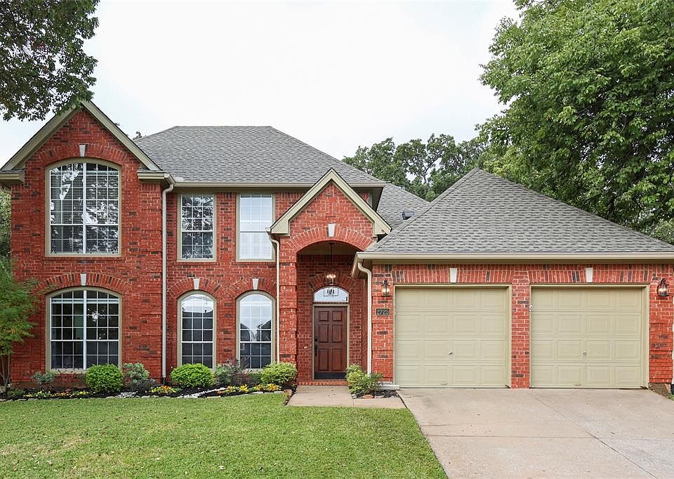 1st image of 2725 Elm Tree Ln