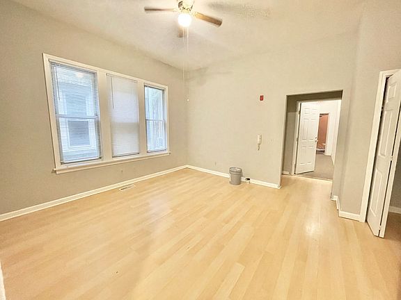 3rd image of 1718-34 E Lafayette Pl #1728-02