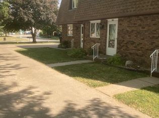 1010 E 7th St, Hastings, NE 68901