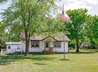 2511 W 8th St, Coffeyville, KS 67337