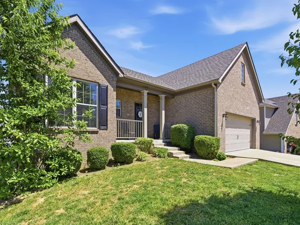 153 Shinnecock Hill Dr, Georgetown, KY 40324