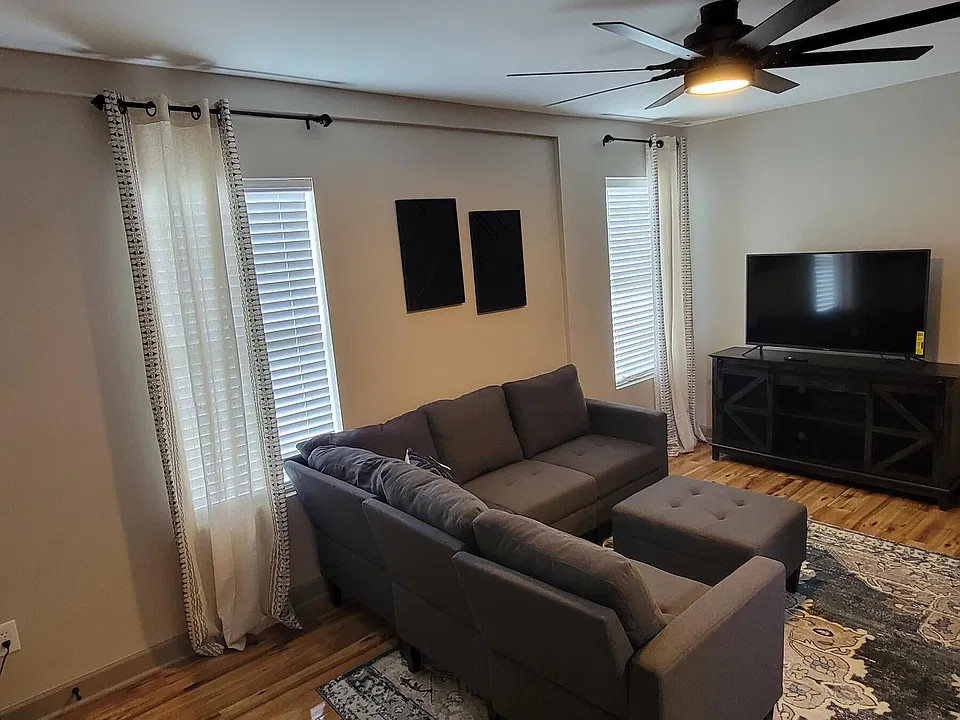801 Broadway #2