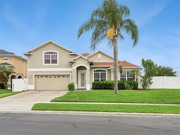 2nd image of 1900 ACACIA DRIVE