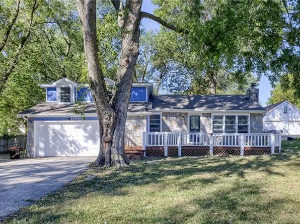 11000 N Kenwood Ave, Kansas City, MO 64155