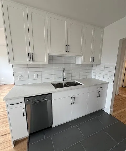 1280 Madison Ave #302 — Photo 1