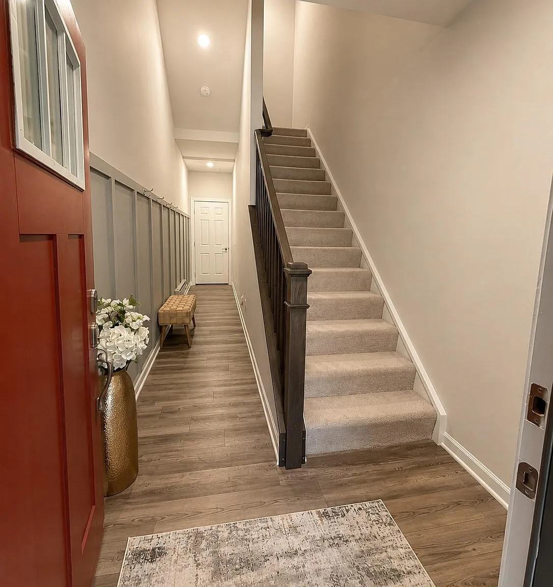 3 bed, 2.5 bath, 2376 sqft, $3,390 — Photo 3