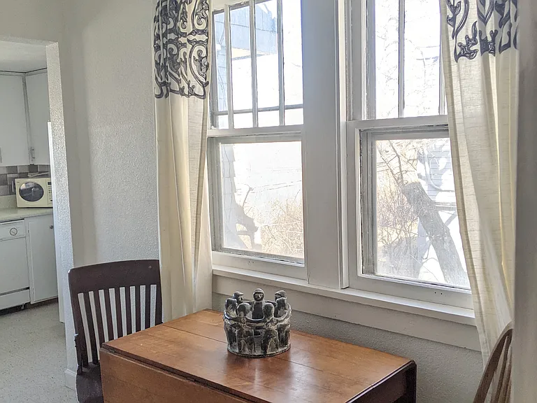 712 South St #A — Photo 5