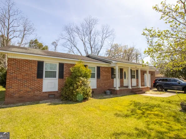 209 Elm St, Brooklet, GA 30415