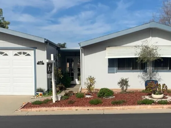 1121 Hampshire Ln, Santa Maria, CA 93455