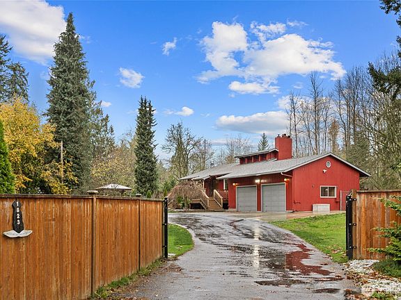 5th image of 1823 Lakewood Road