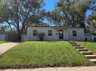 1024 N 77th Ave, Omaha, NE 68114