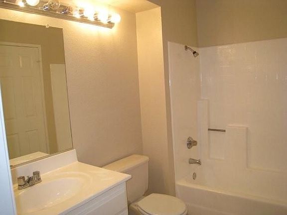 2nd image of 1365 Crafton Ave APT 2113