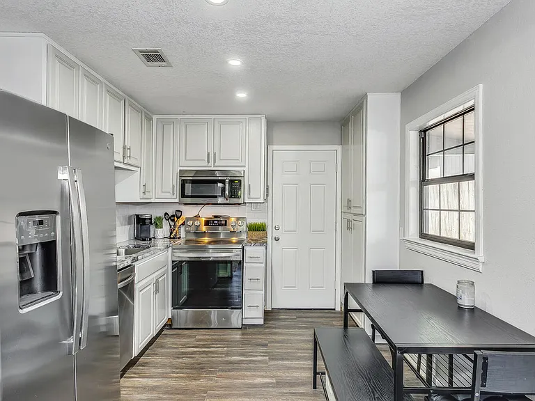 1205 Poppy Ave #B — Photo 8