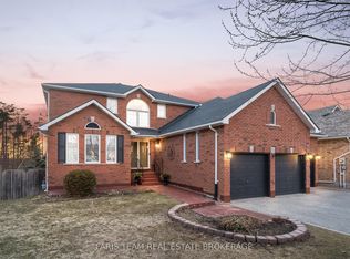 11 Berry Ct, Barrie, ON L4N 0J6