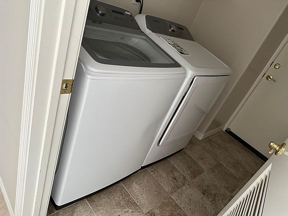 washer and dryer