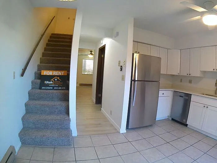 870 N Jackson Ave #7 — Photo 9