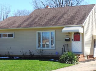 16001 Woodbury Ave, Cleveland, OH 44135
