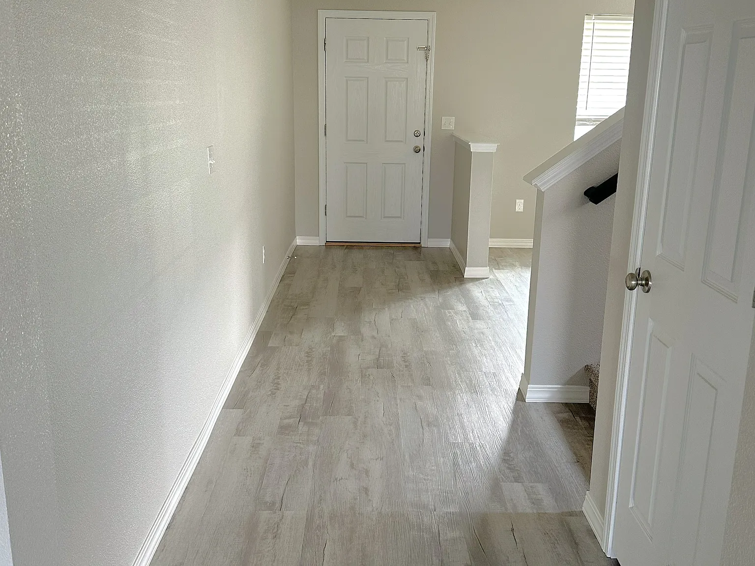 4 bed, 2.5 bath, 2530 sqft, $2,590 — Photo 4