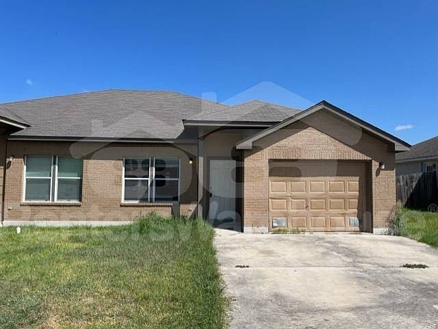 1st image of 3018 Douglas Fir Dr