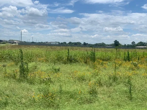 12571 Gholson Rd, Waco, TX 76705