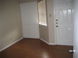 701 W 24th St #106, Austin, TX 78705