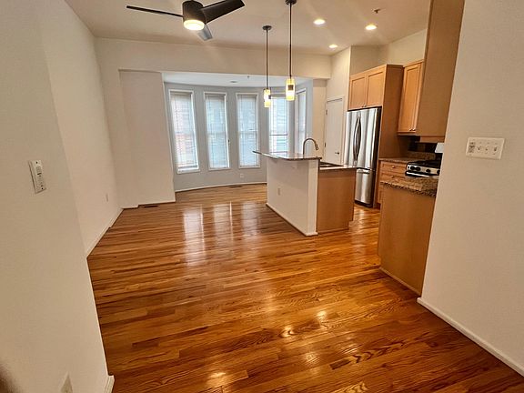 2nd image of 1686 N Quinn St