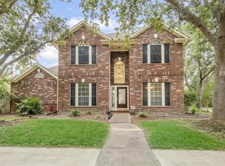 1411 Juniper Ln, Seabrook, TX 77586