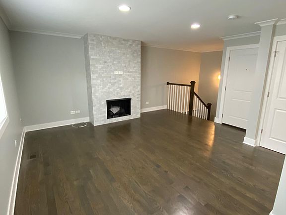 2nd image of 4201 N Paulina St APT 1F