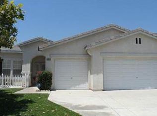 15054 Summerland Ln, Fontana, CA 92336