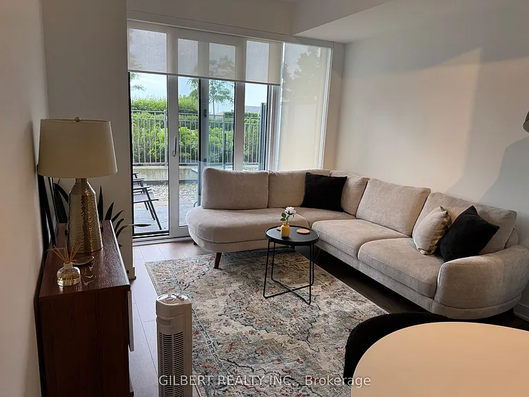 95 Oneida Cres #301 — Photo 3