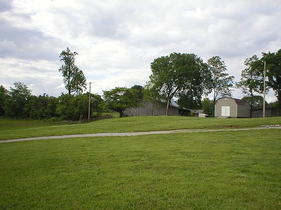 Large barn and storage barn
