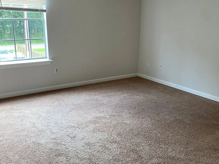 Woodland Trace Apartments — Photo 45