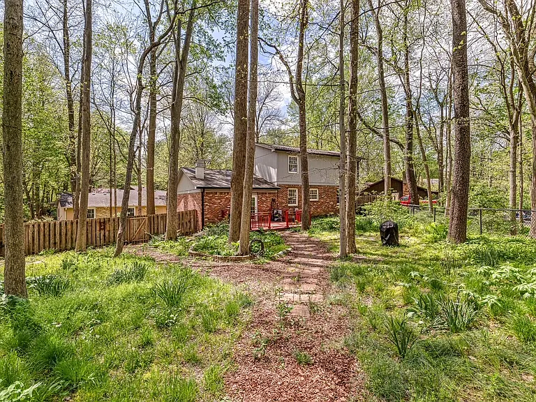365 Beechwood Dr — Photo 38