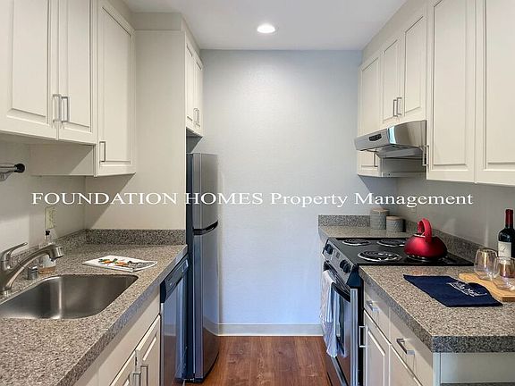 2nd image of 100 Thorndale Dr APT 133