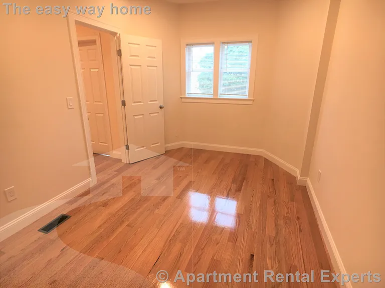 63 Temple St #1 — Photo 16