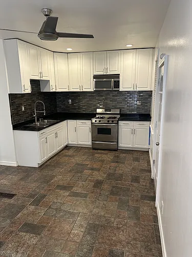 1643 N Whipple St #2 Photo 1