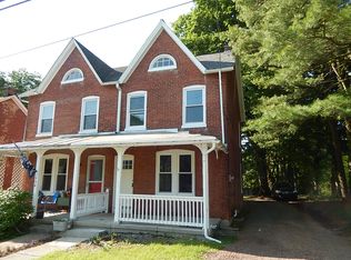 1752 Eden Rd, Lancaster, PA 17601