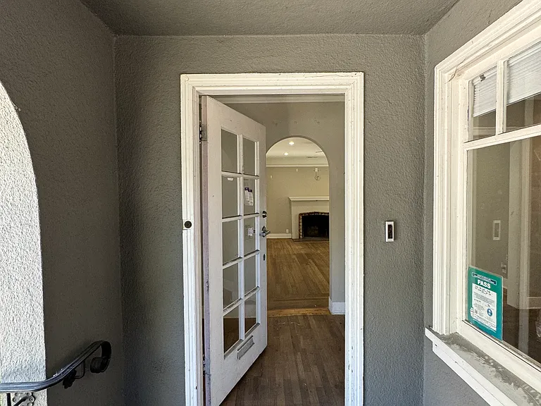 1203 Lincoln Ave — Photo 4