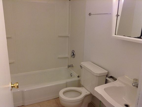 2nd image of 1945 York St APT 5
