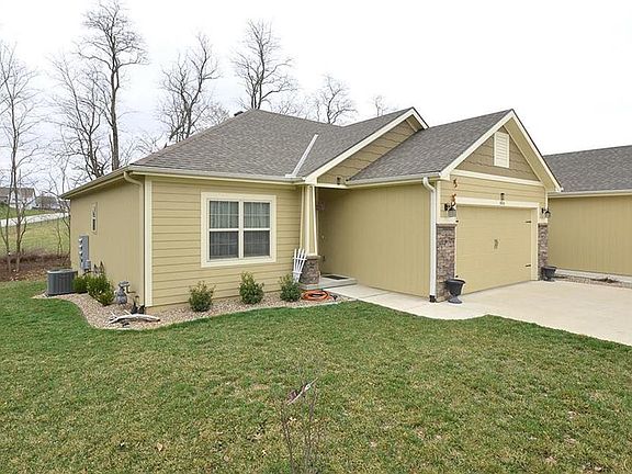 3rd image of 14836 Ashmont Ln