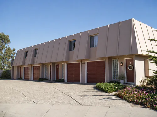 230 Dunecrest Ave #3 Photo 1
